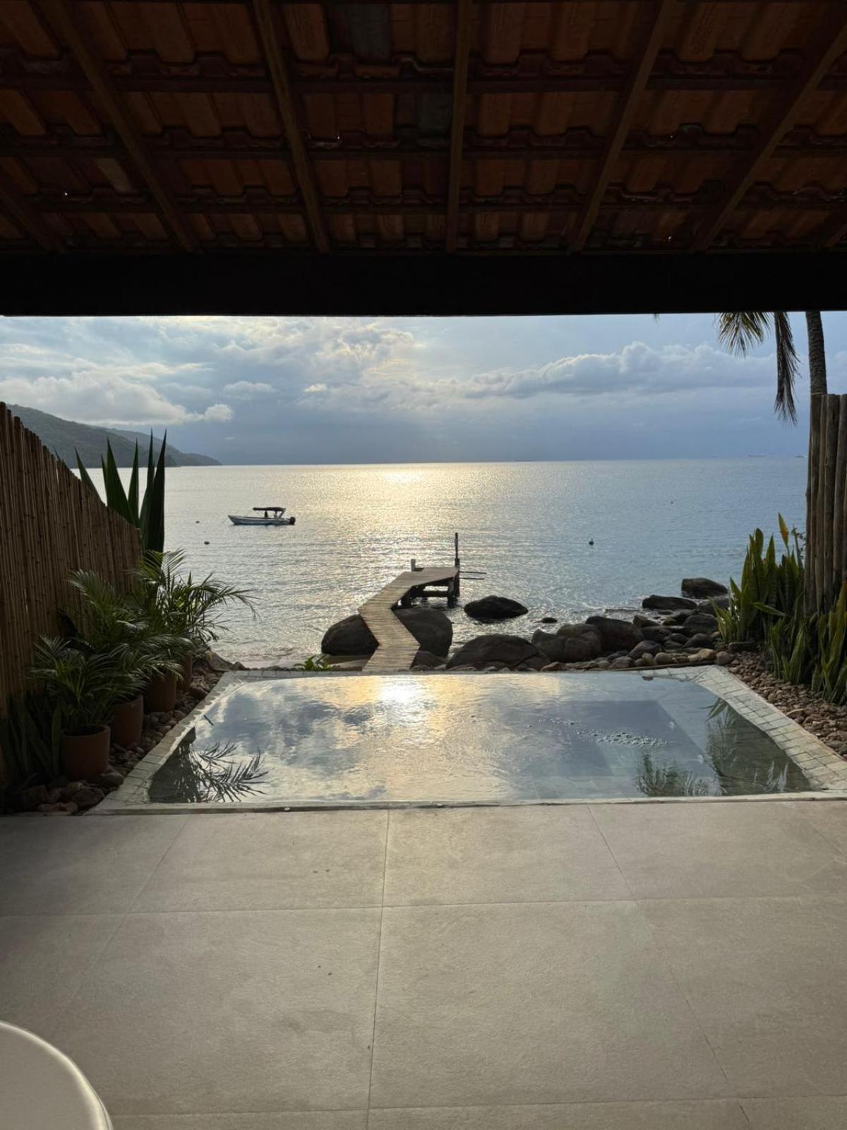Casa Da Ilha Vila Praia de Araçatiba Exterior foto