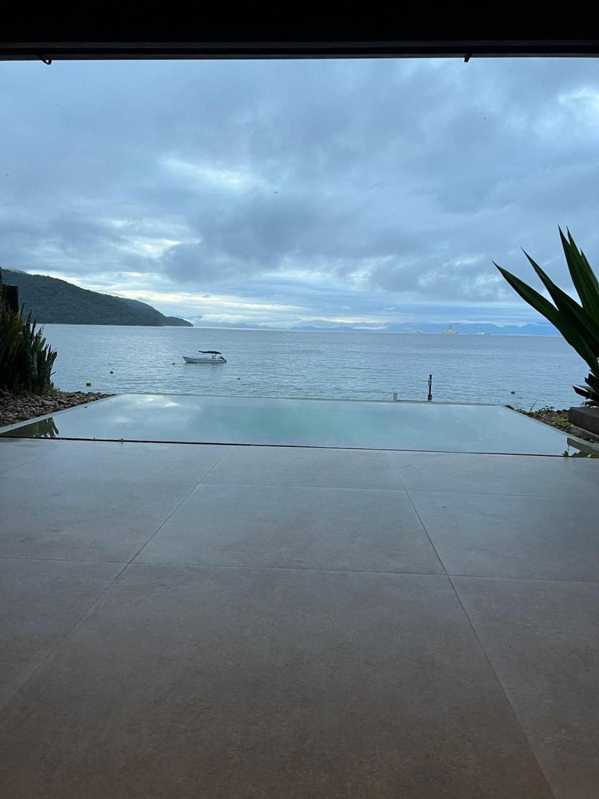 Casa Da Ilha Vila Praia de Araçatiba Exterior foto