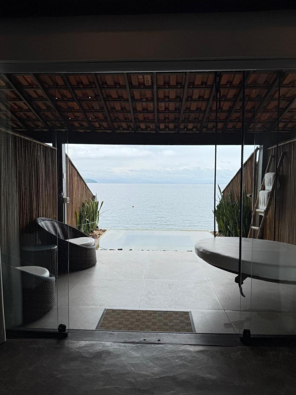 Casa Da Ilha Vila Praia de Araçatiba Exterior foto
